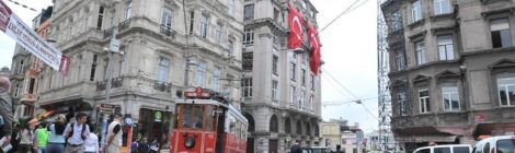 Feminist örgütlenmeler konferansı Beyoğlu Metro Han'da